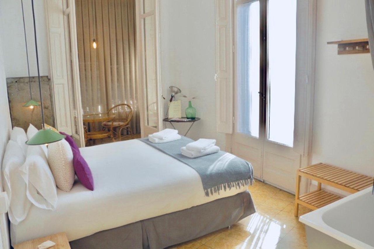 바르셀로나 라 카사 그란 비앤비 B&B 외부 사진