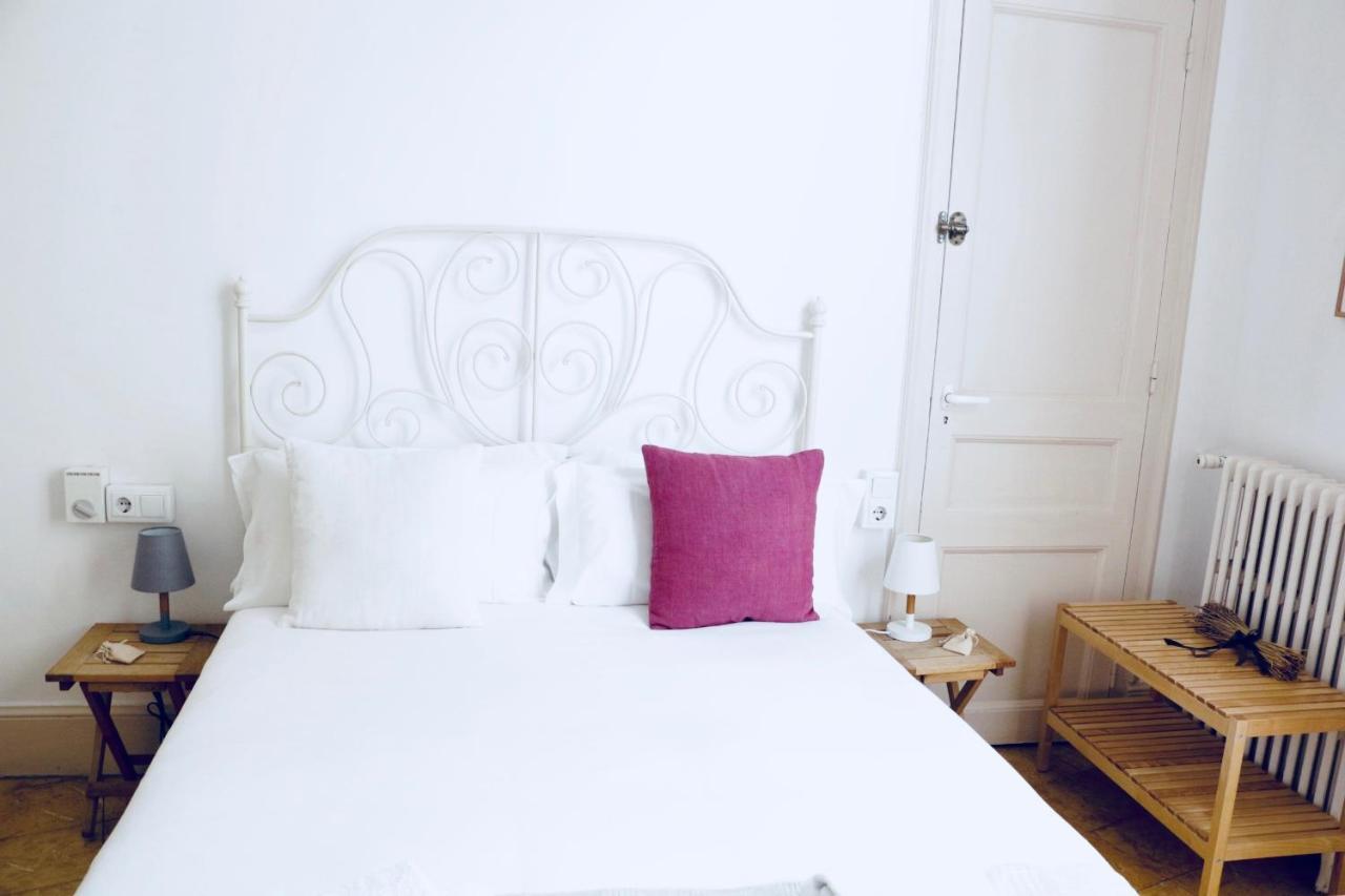 바르셀로나 라 카사 그란 비앤비 B&B 외부 사진